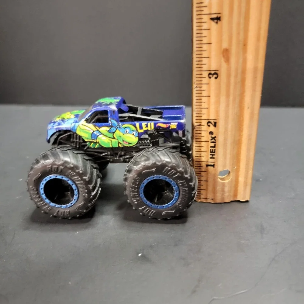 Hot Wheels Monter Truck TMNT Leo